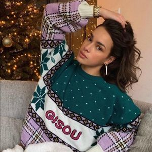 Gisou Limited Edition Knit Christmas Sweater
